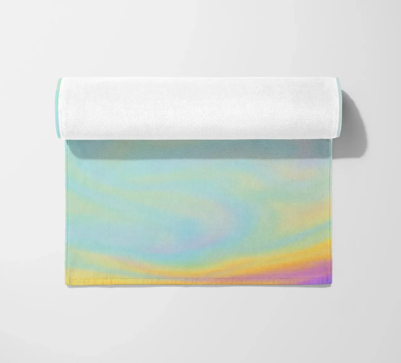 Bolla di sapone colorata e iridescente telo mare da Katja Stehle Design