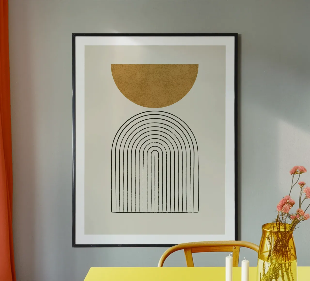Arco di Equilibrio Oro poster con telaio in plastica da MoonlightPrint