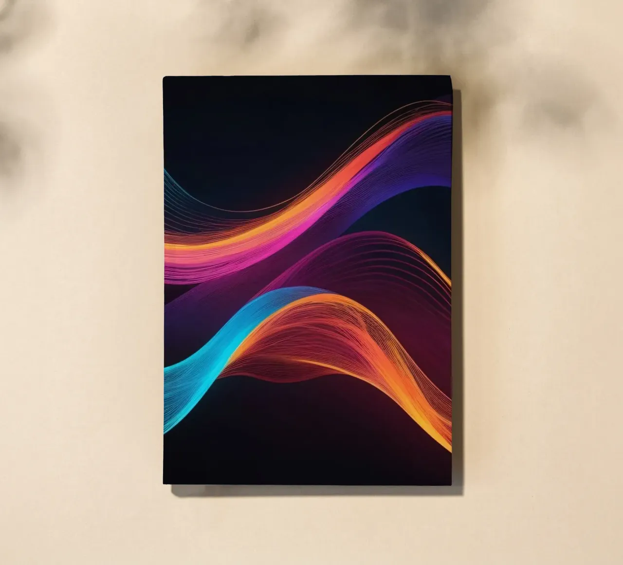 Vagues de couleurs abstraites et vibrantes créant un visuel dynamique carnet de notes de DesignDoodle