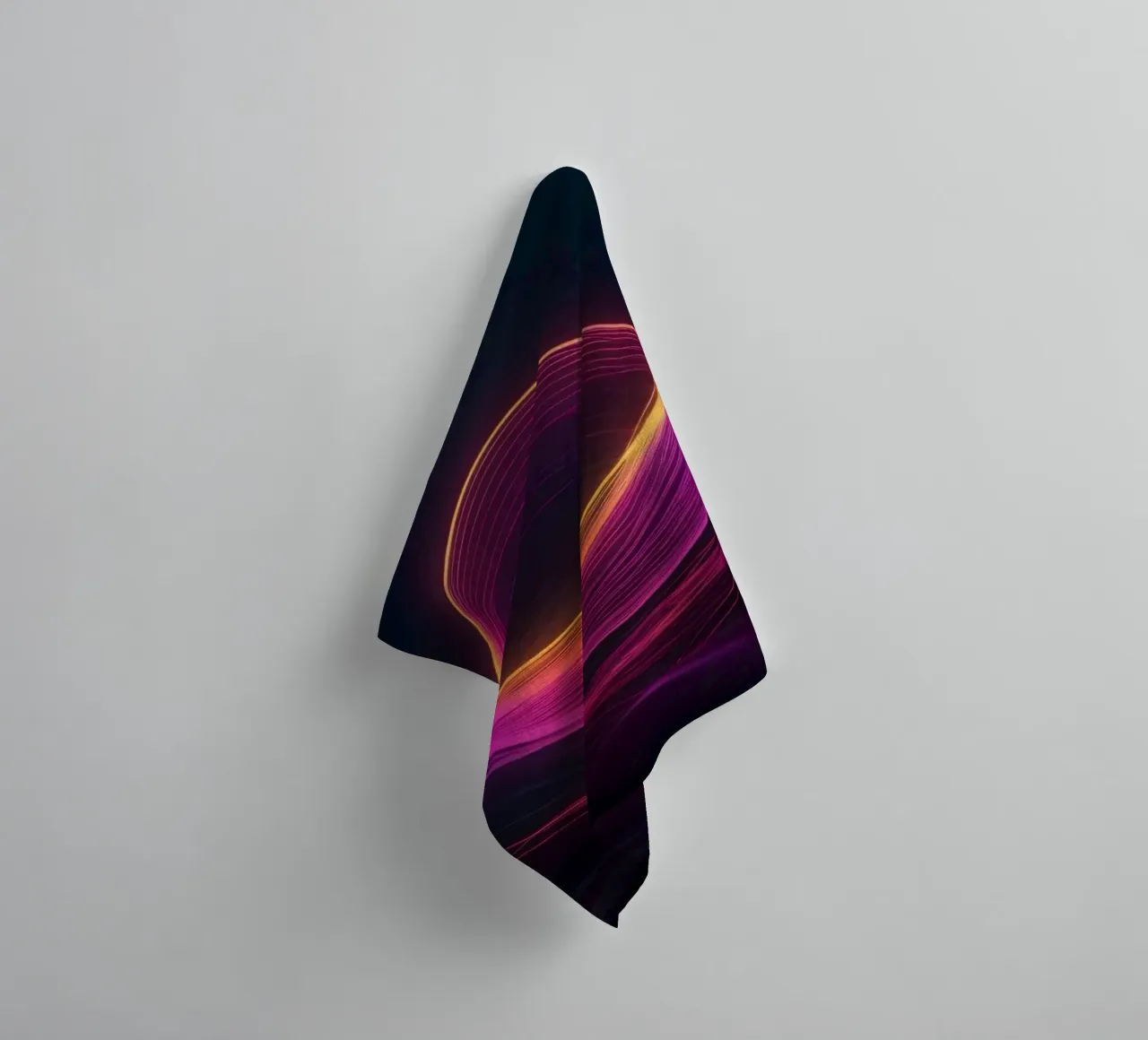 Des vagues abstraites vibrantes créent un fond d'écran numérique envoûtant. serviette de bain de DesignDoodle