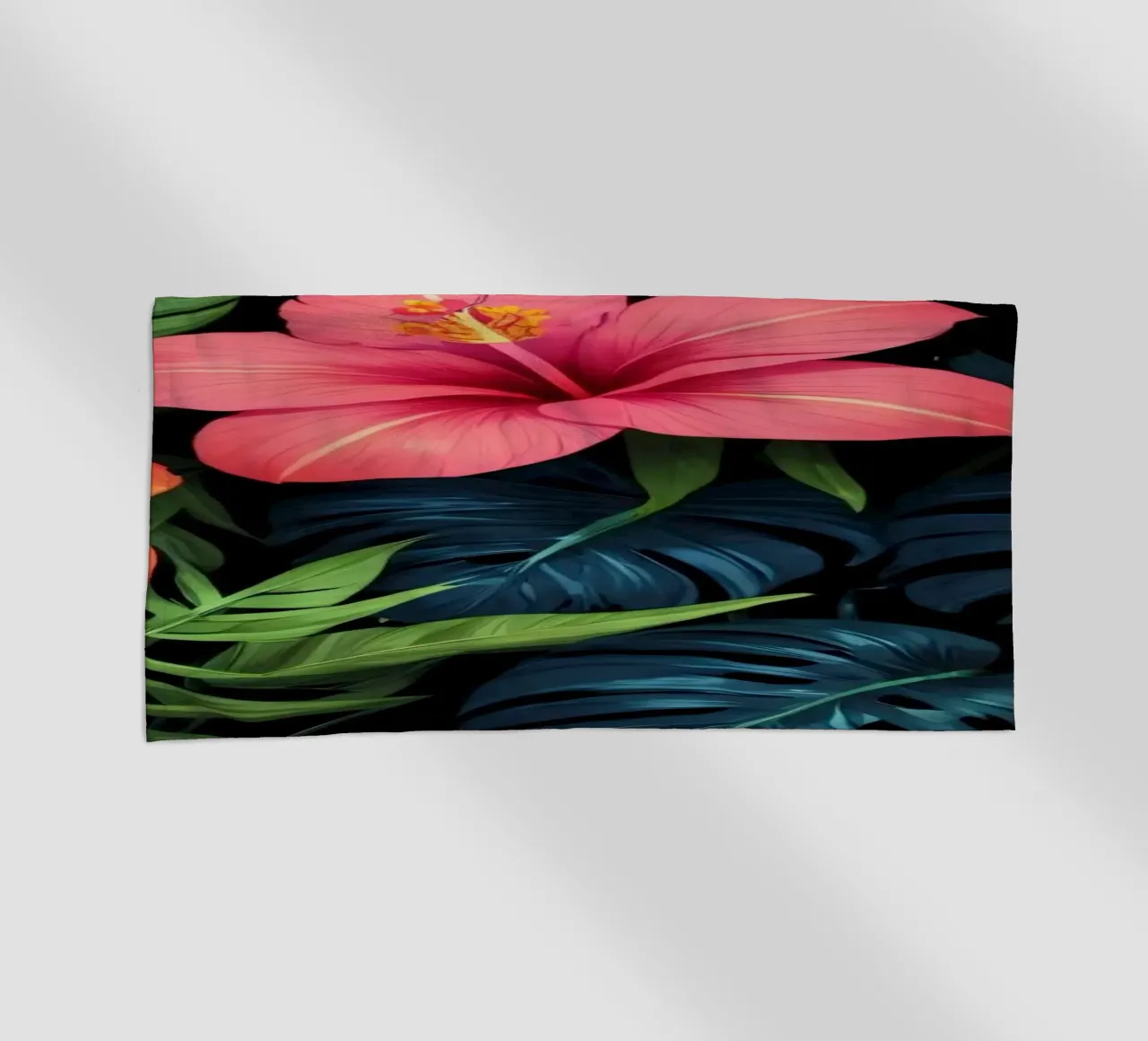 Vibranti fiori tropicali si combinano in un'esposizione artistica telo mare da DesignDoodle