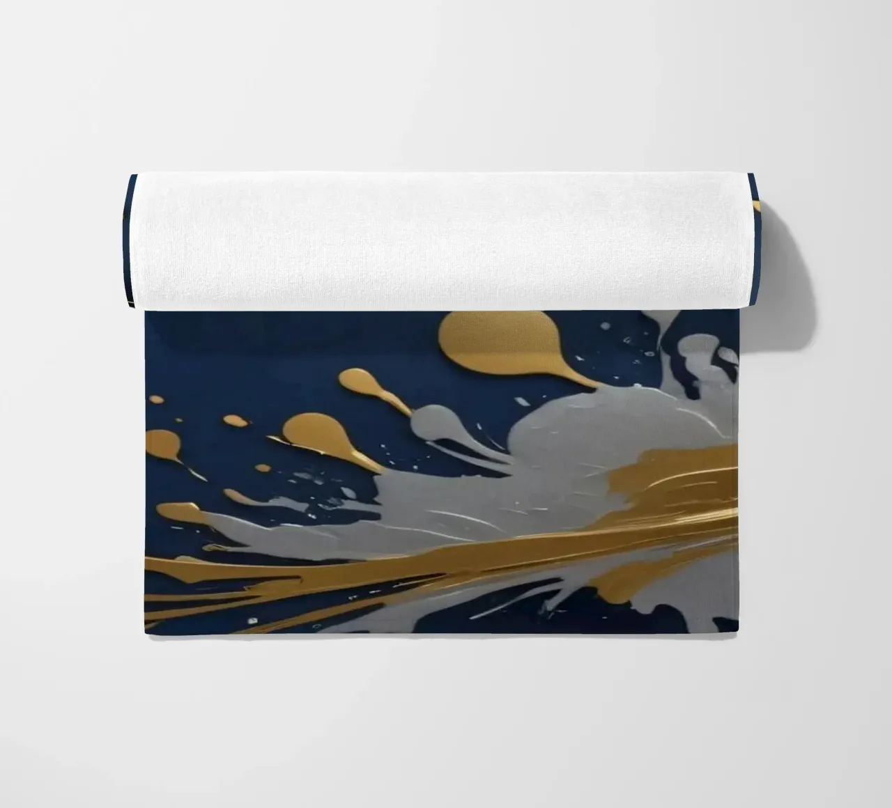 Elegant abstract achtergrondontwerp met goud, zilver strandhanddoek van DesignDoodle