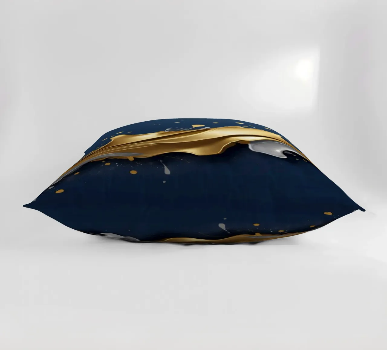 design astratto con onde fluide in oro e argento cuscino da DesignDoodle