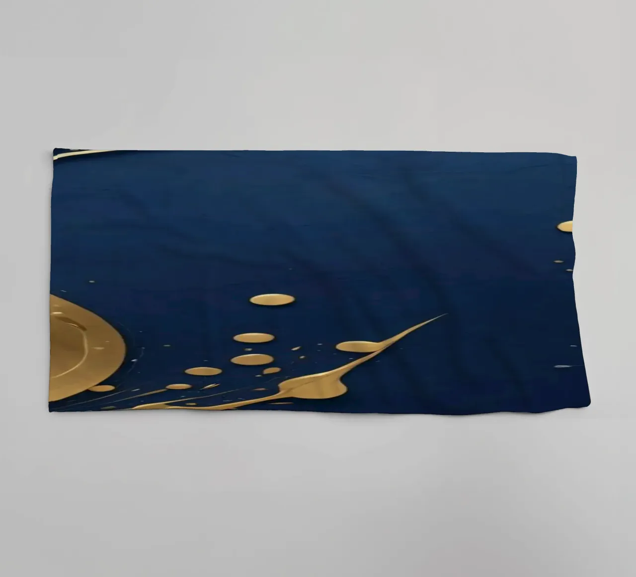 Motif d'arrière-plan composé d'éléments dorés et argentés serviette de bain de DesignDoodle