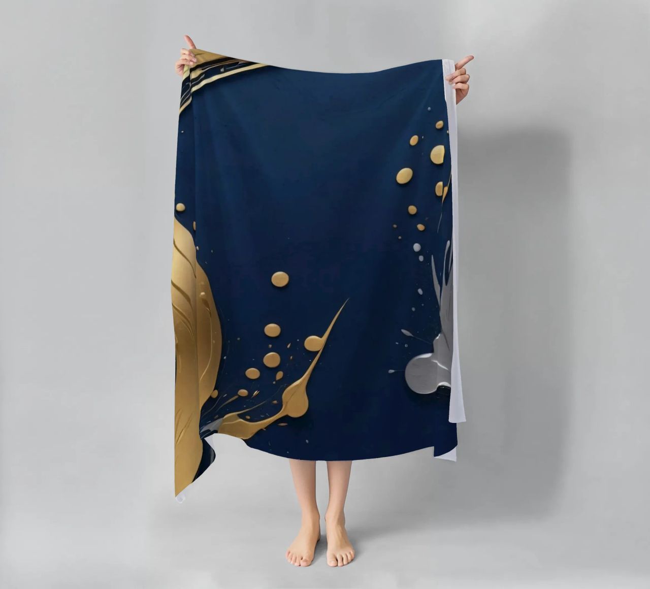 design di sfondo con elementi in oro e argento telo mare da DesignDoodle