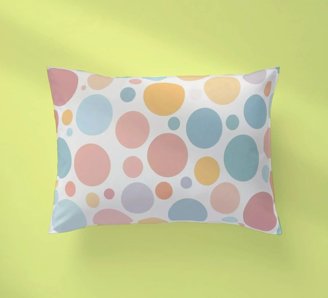 circles create a soothing  pastel background cuscino da DesignDoodle