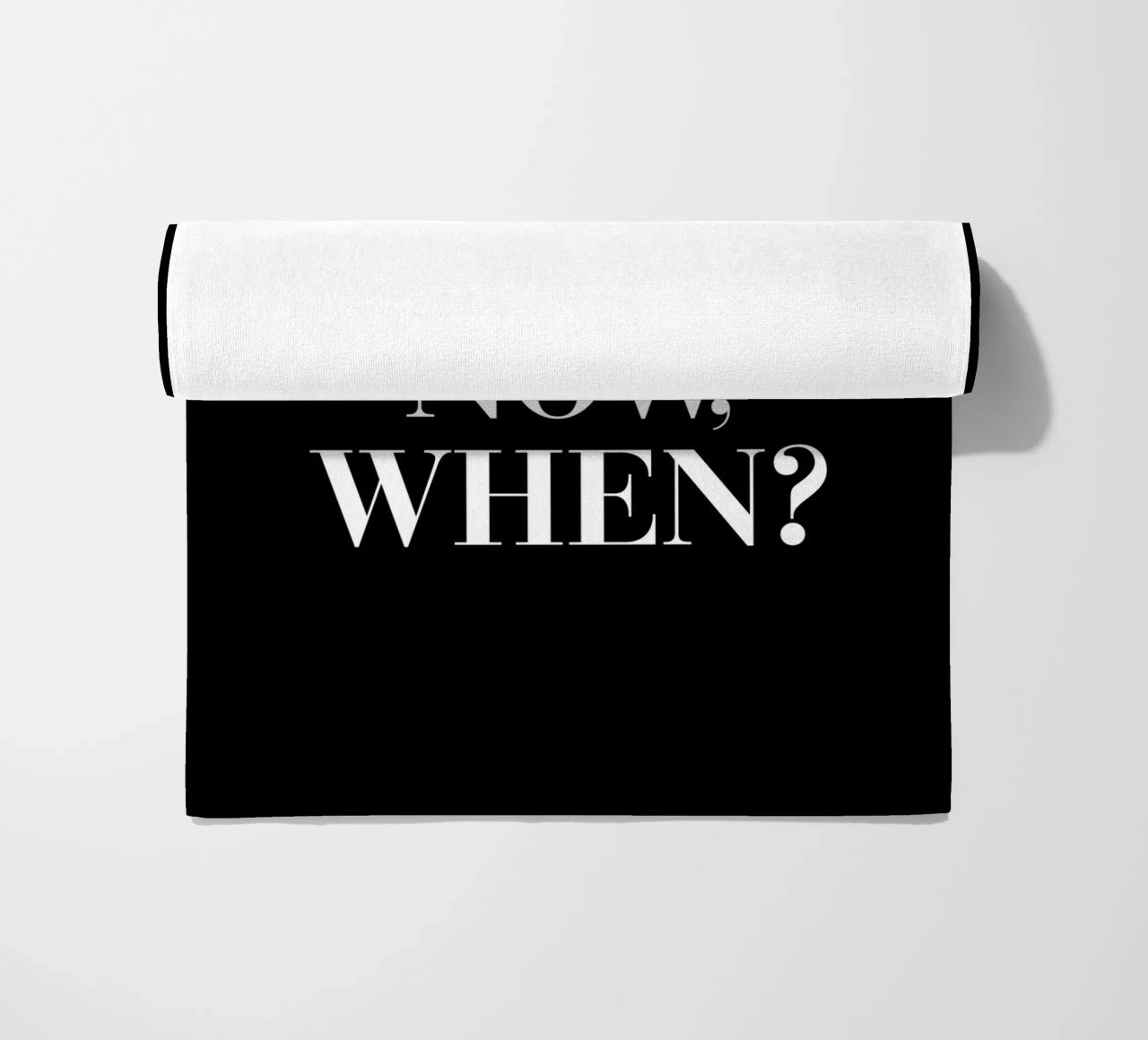 Se non ora Quando motivare il design tipografico telo mare da THE MOTIVATED TYPE