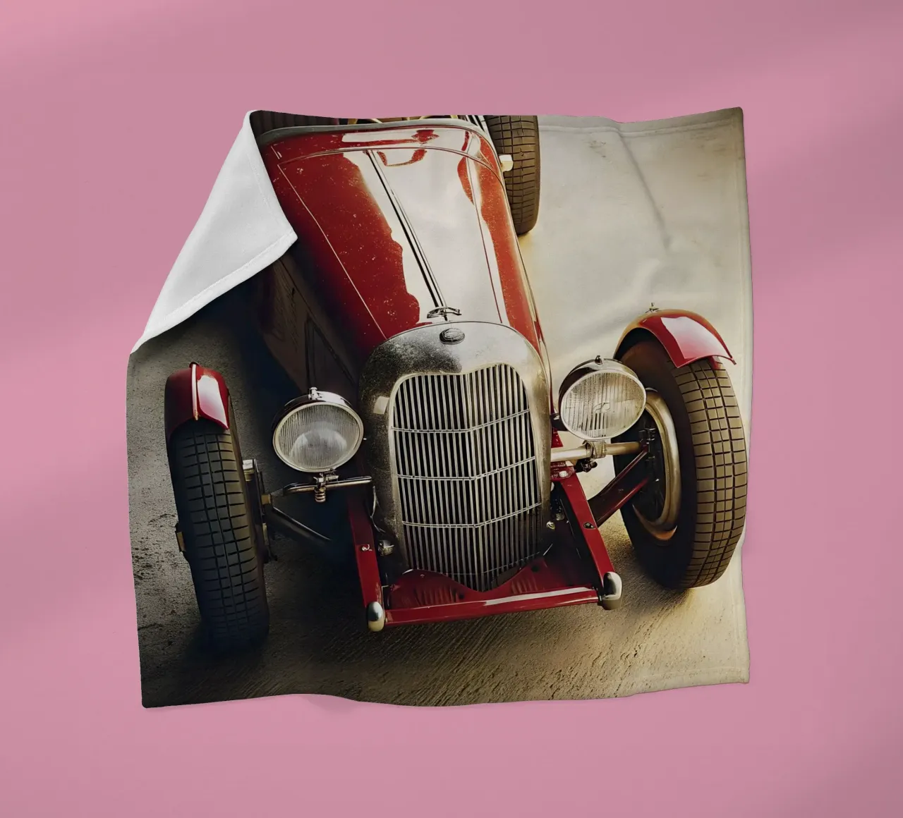 Auto d'epoca coperta in pile da CAR EDITION