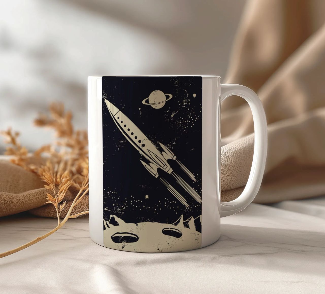 Space Rocket II tazza in ceramica da Little Flourishes