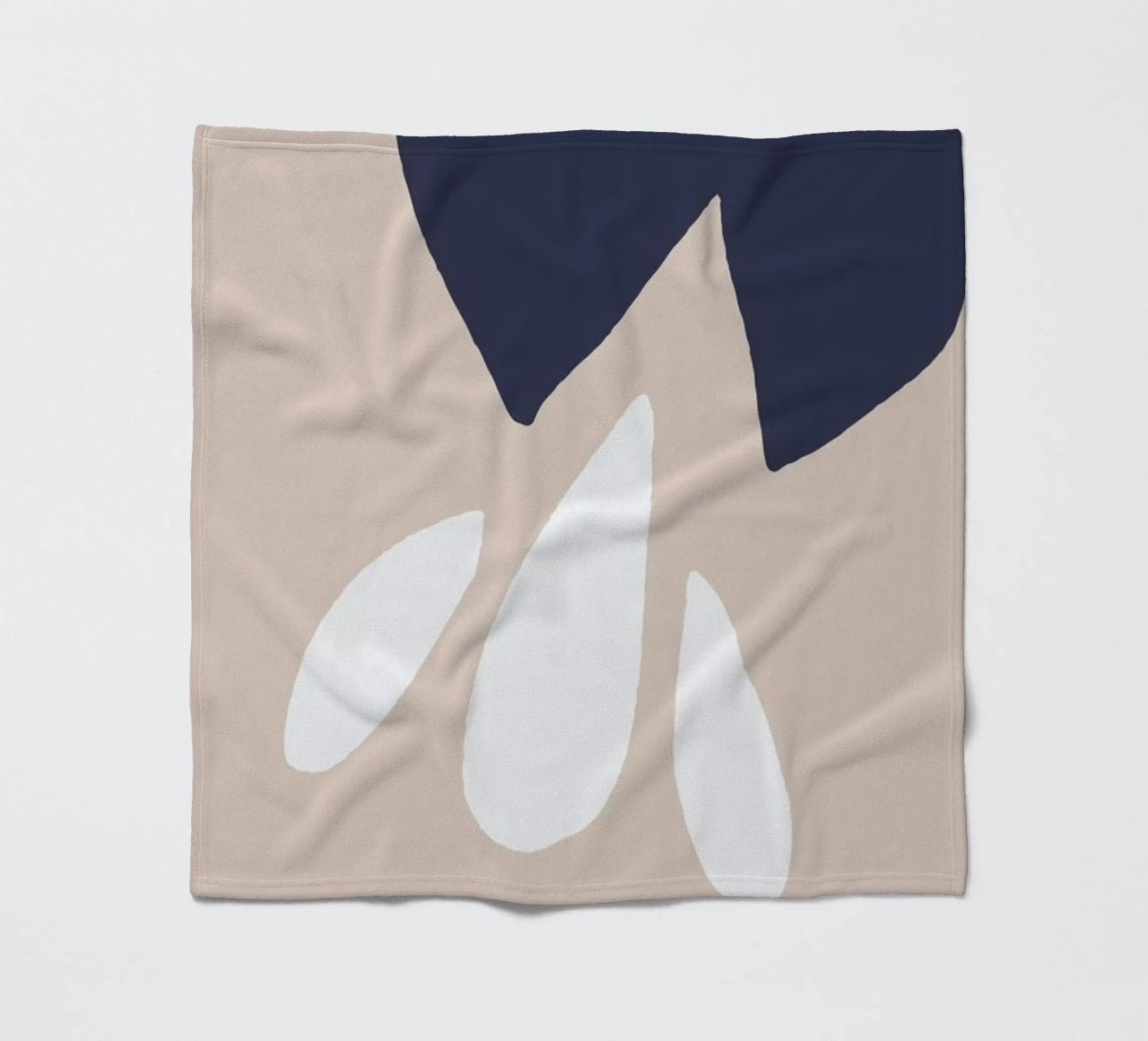 Snake Theory coperta in pile da Tanja Schaub