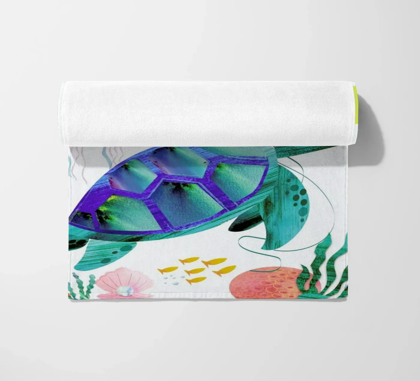 Turtle Strandtuch von Rocket68