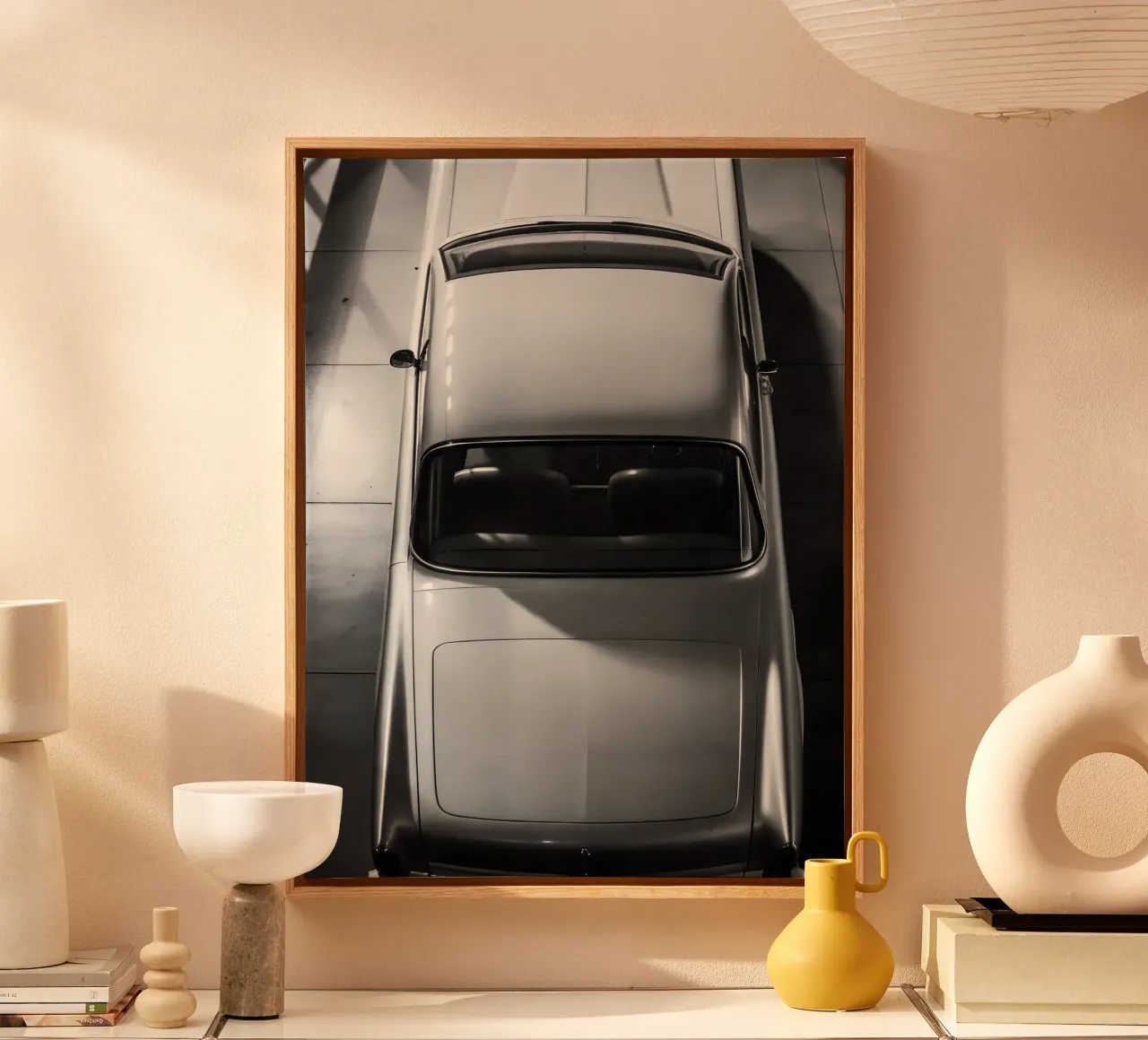 Monochromer Oldtimer Leinwand mit Schattenfugenrahmen von CAR EDITION