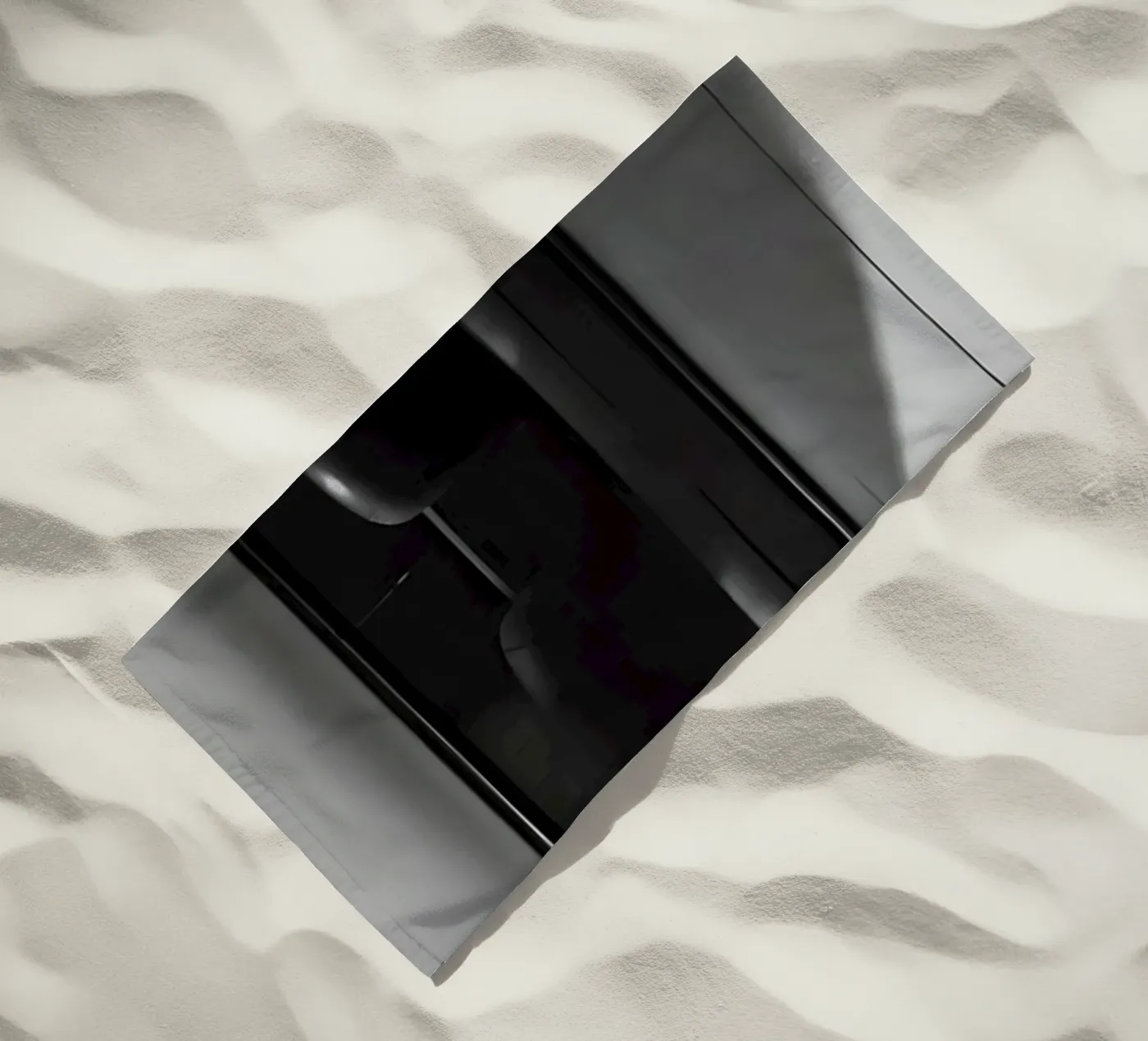 Auto d'epoca monocromatica telo mare da CAR EDITION