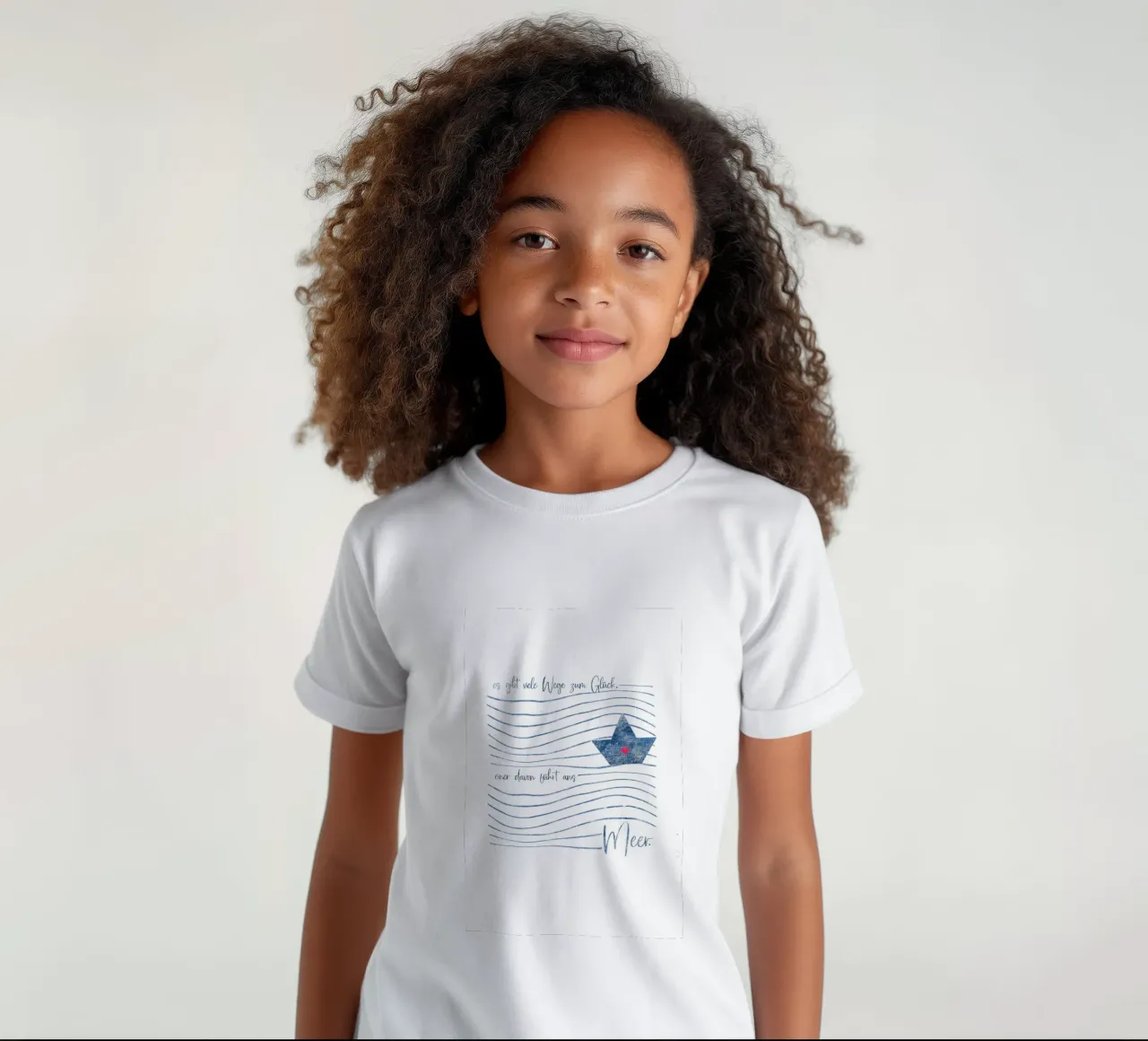 Es gibt viele Wege zum Glück - einer davon führt ans Meer t-shirt bambini da maramirage
