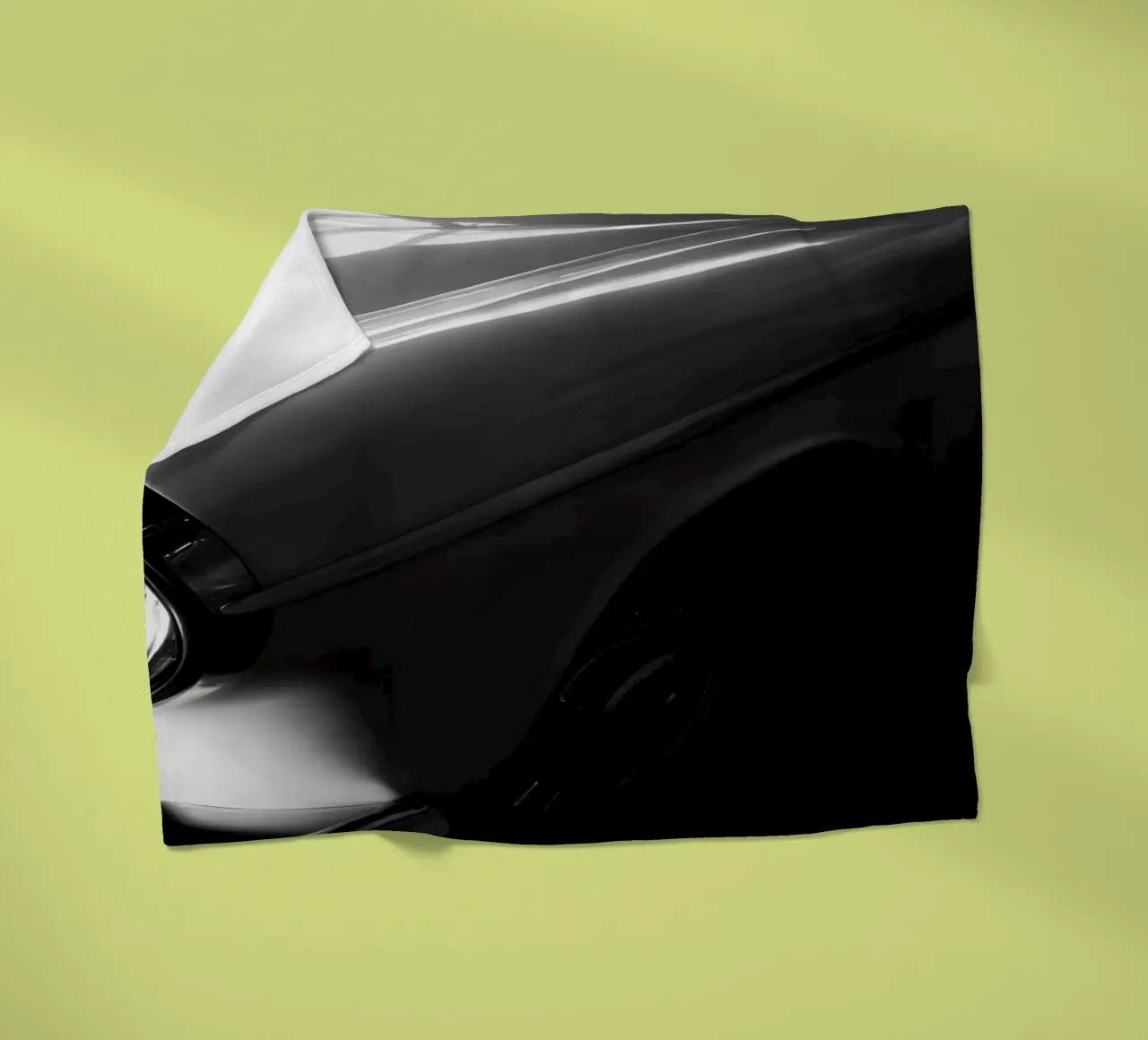 Monochrome Classic Cars Fleecedecke von CAR EDITION