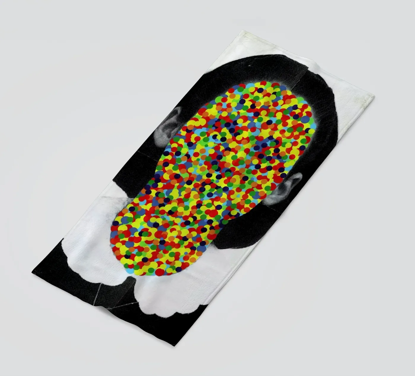 Winona telo mare da Famous When Dead