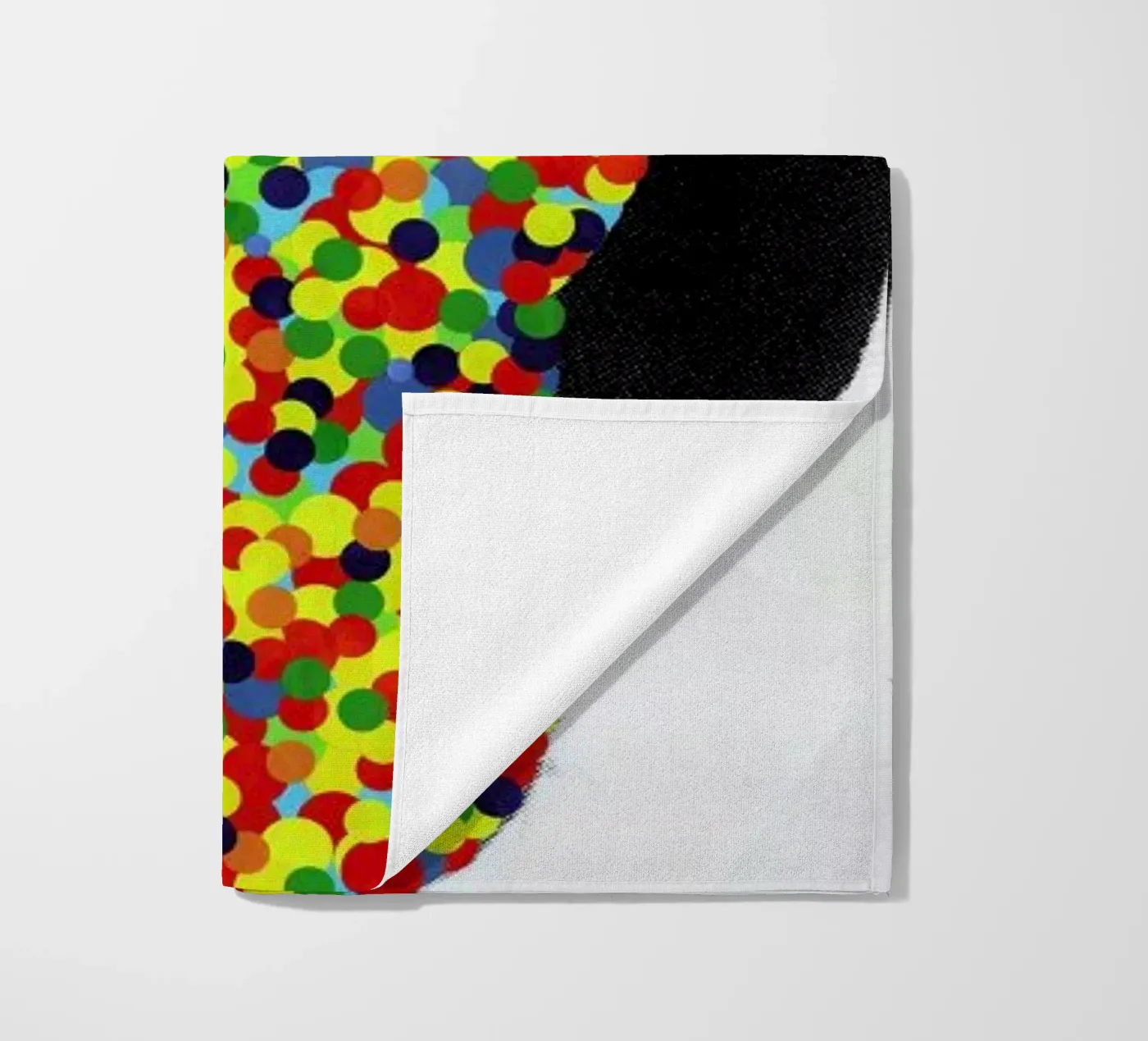 Winona telo mare da Famous When Dead