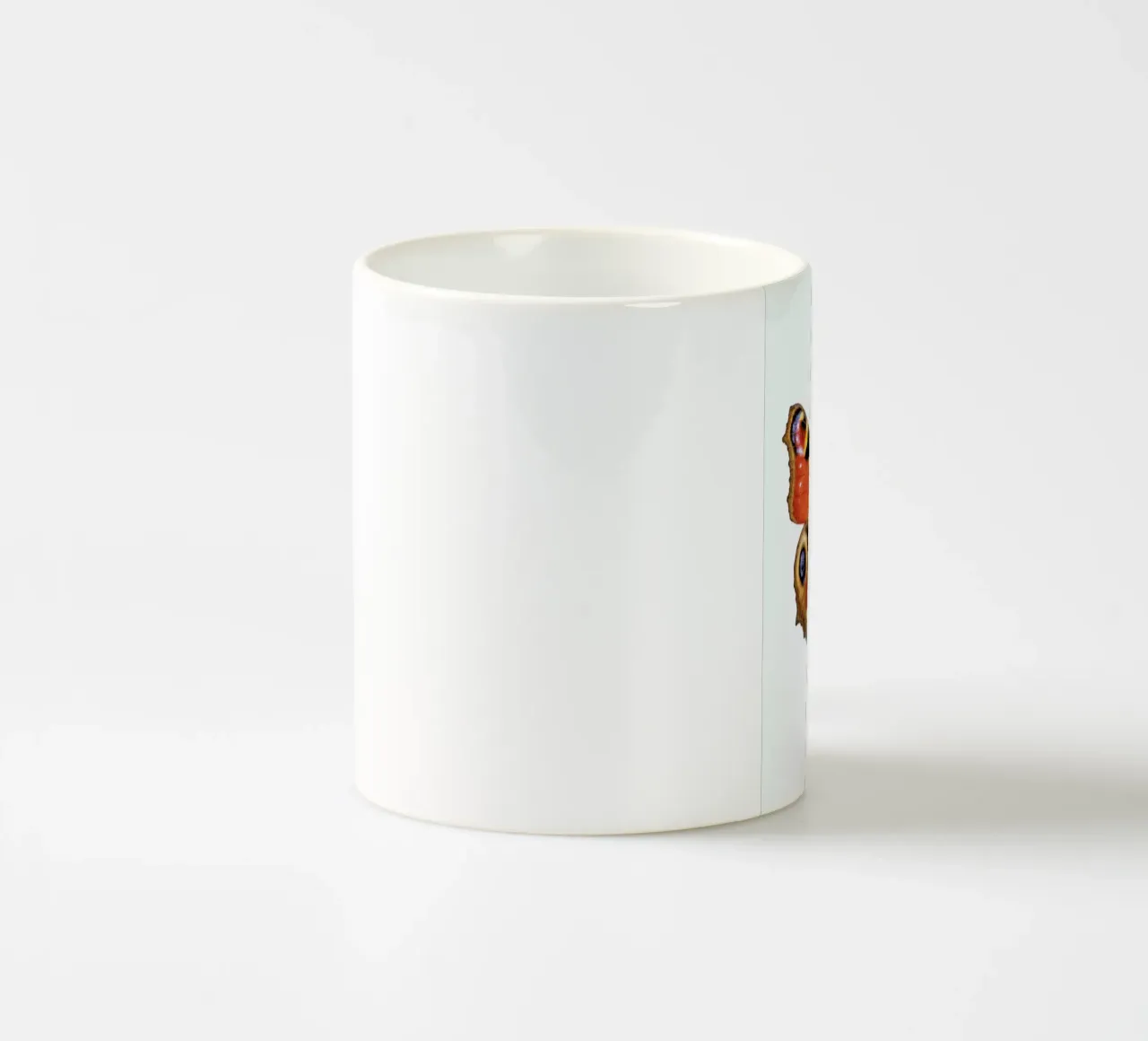Butterfly tazza in ceramica da Curious Collections by Marielle Leenders