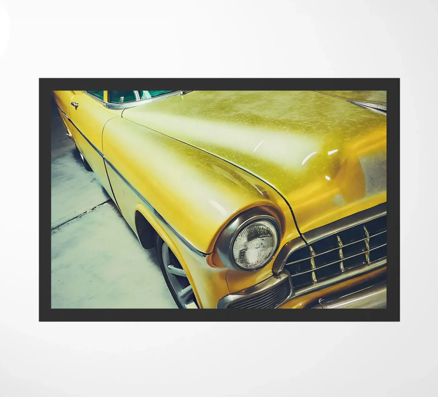 Yellow Classic Car Fußmatte von CAR EDITION