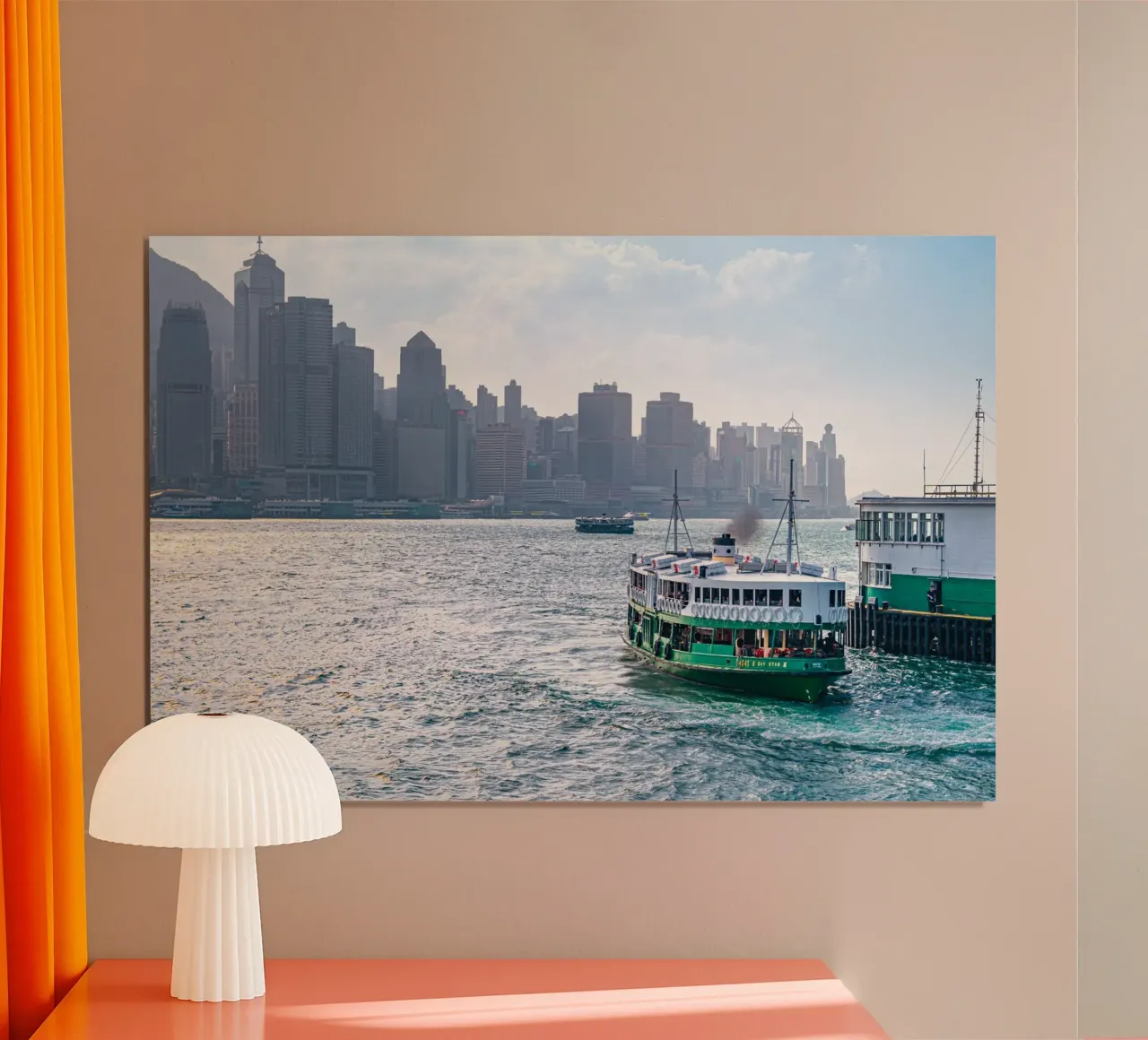 Hongkong Ferry poster con telaio in legno da Mathias Remmling Photography