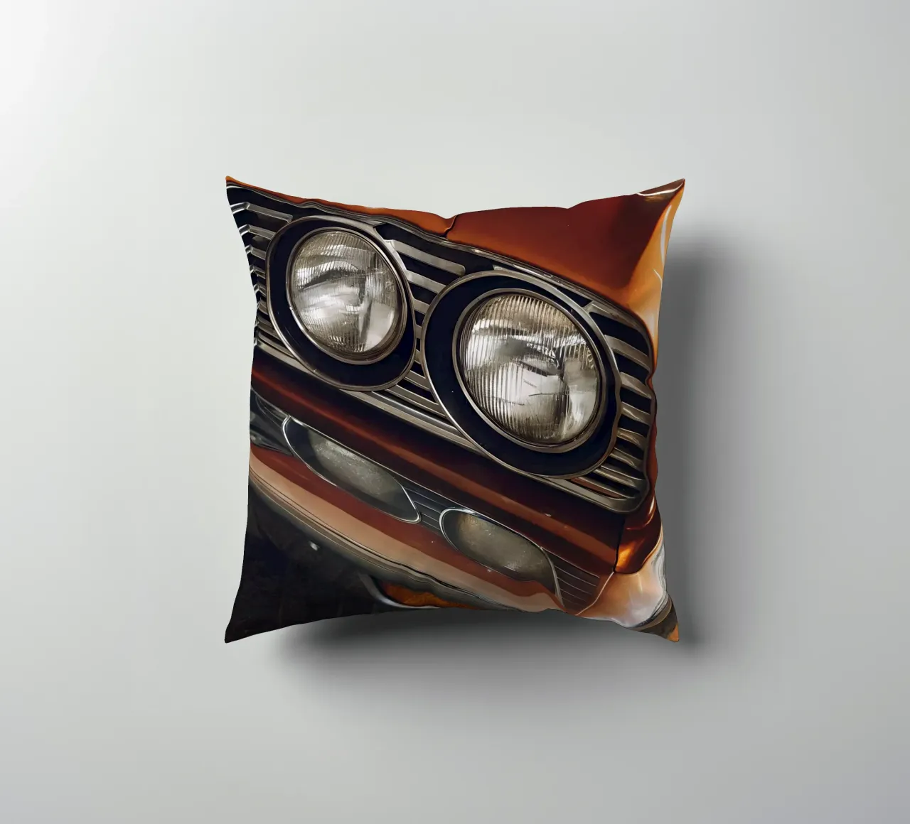 Dettaglio frontale di un'auto d'epoca cuscino da CAR EDITION