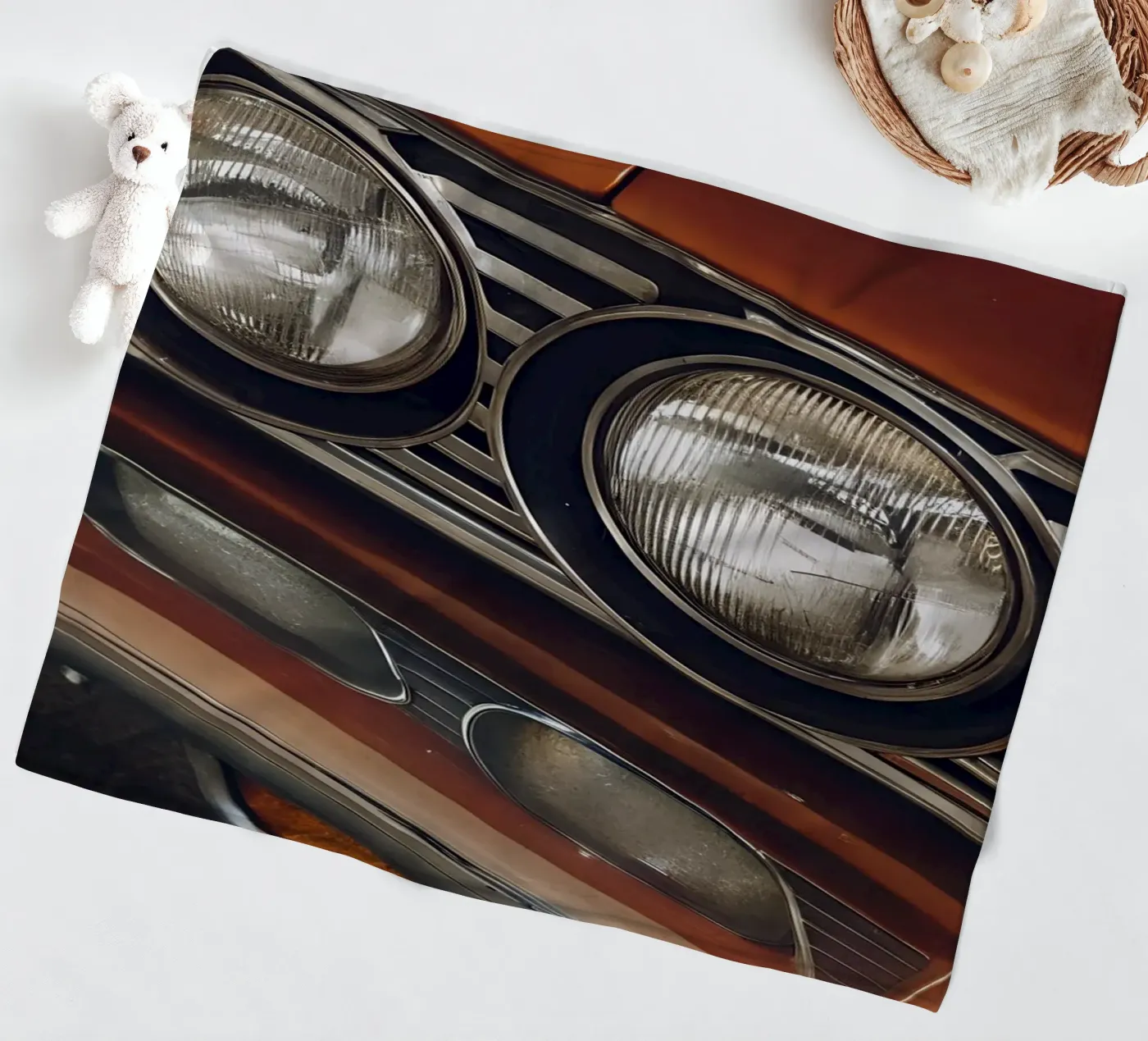 Oldtimer Front Detail Fleecedecke von CAR EDITION