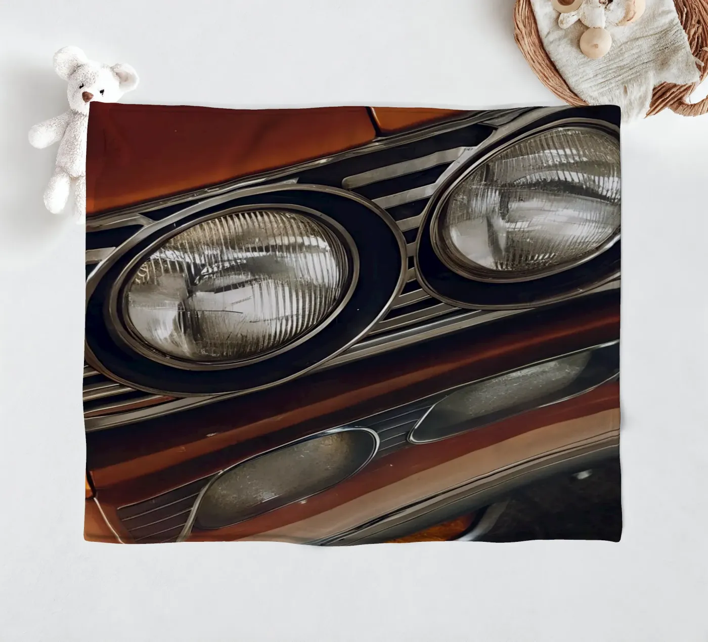 Oldtimer Front Detail Fleecedecke von CAR EDITION