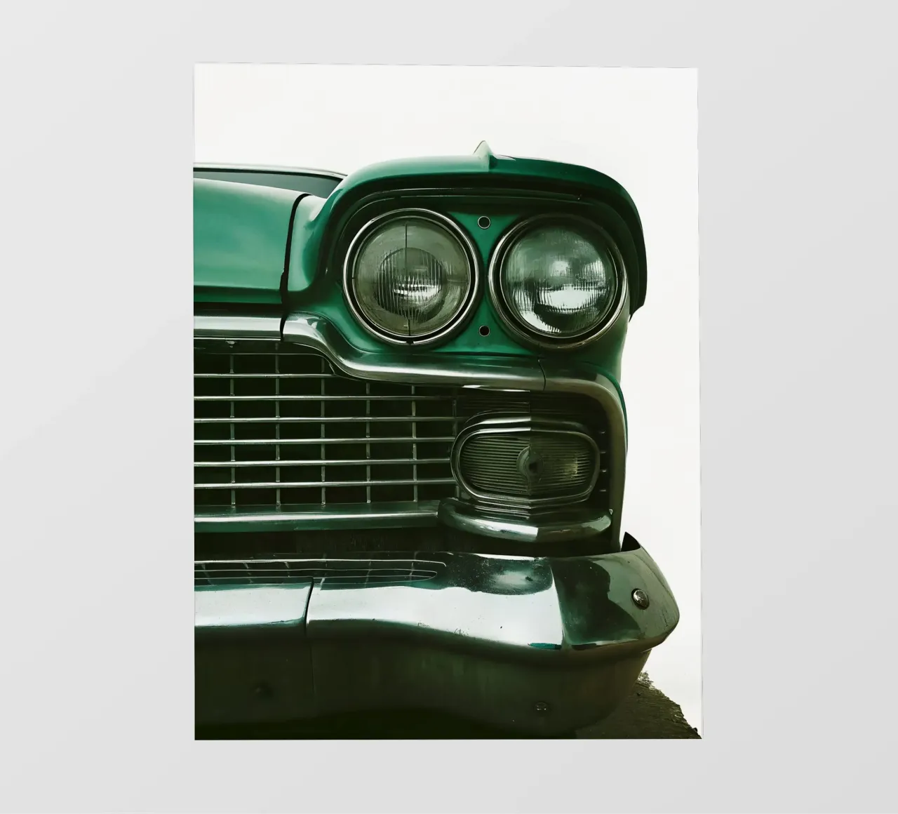 Dettaglio frontale di un'auto d'epoca telo in pvc da CAR EDITION