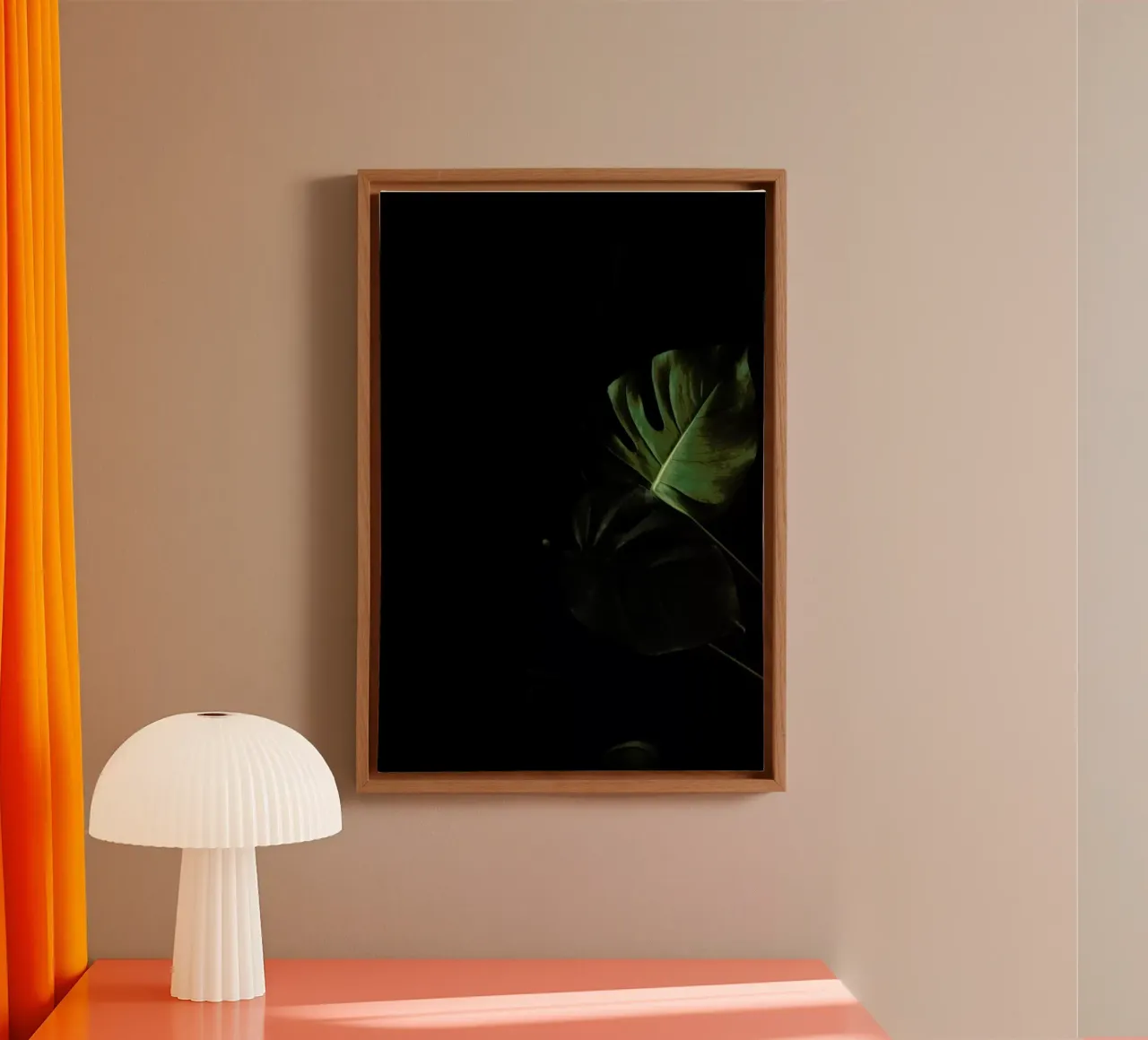 Moody Monstera tela con Cornice a cassetta da Studio Nahili