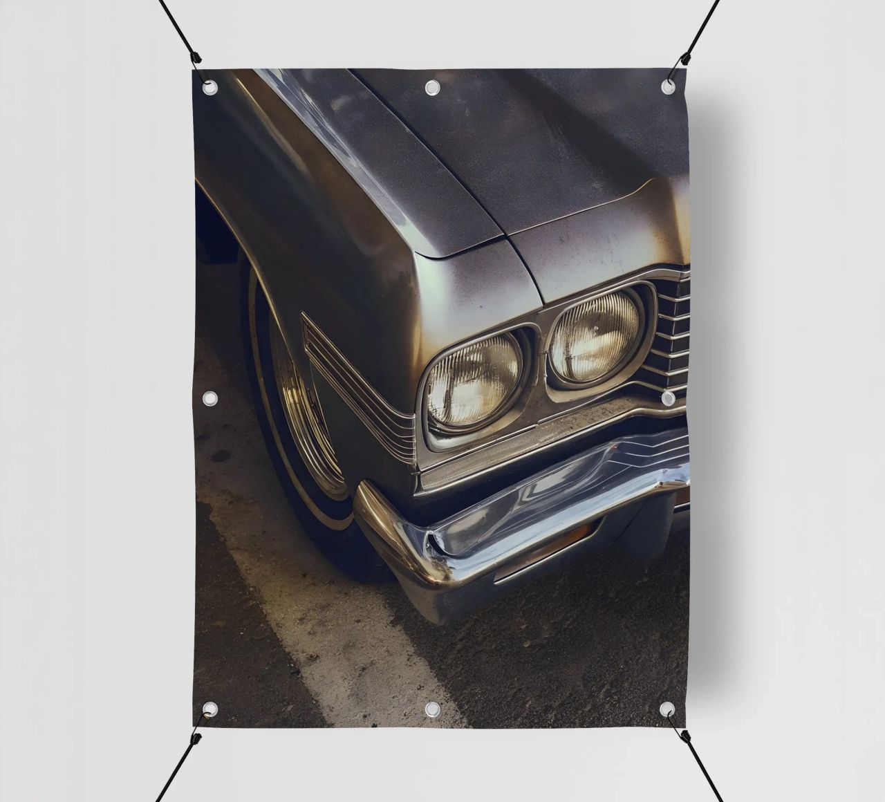 Dettaglio frontale di un'auto d'epoca telo in pvc da CAR EDITION