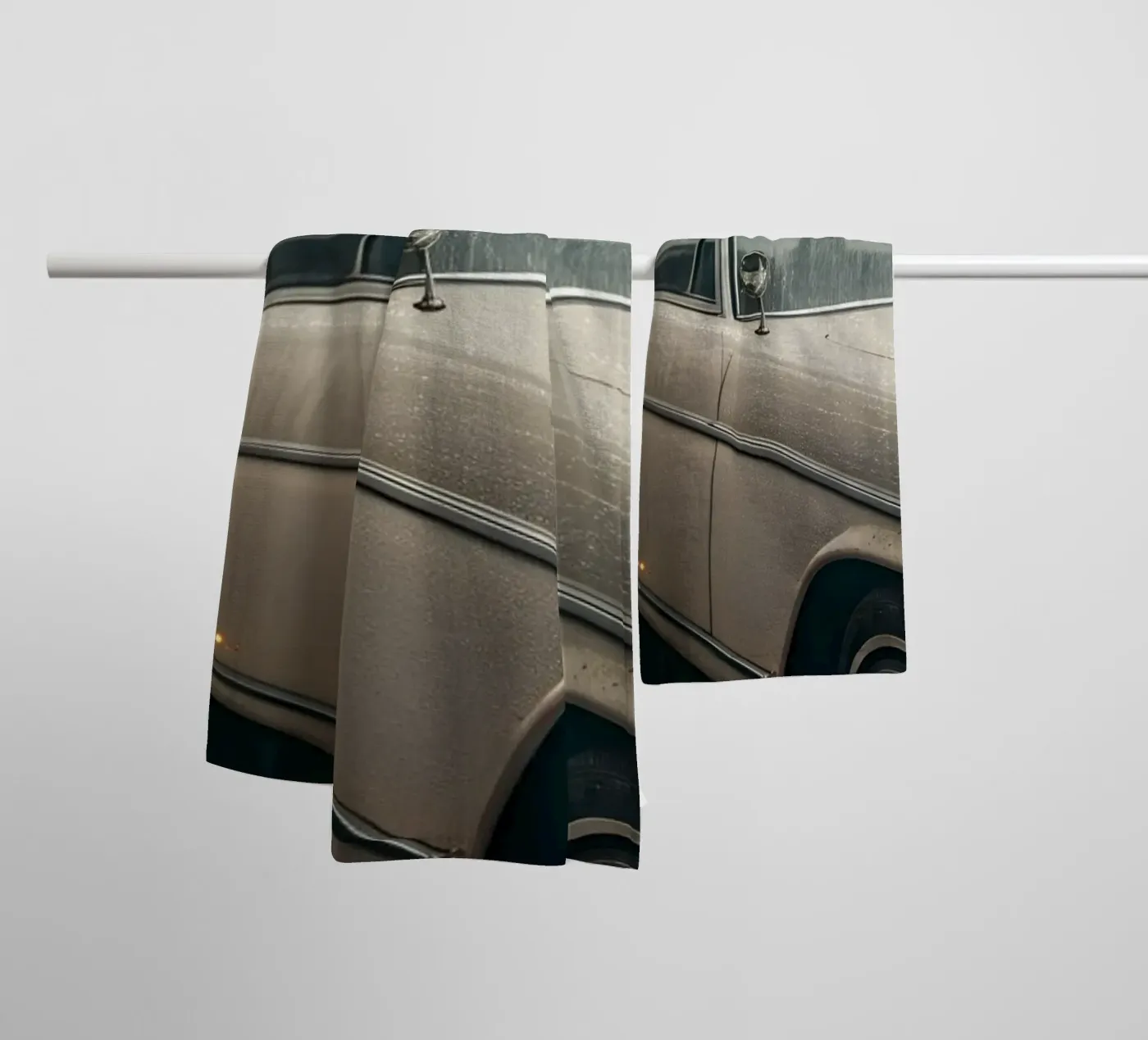 Pluie de voitures classiques serviette de bain de CAR EDITION