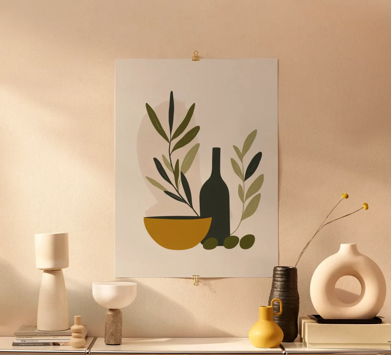 Nature morte minimaliste : Olives, bol et bouteille poster con telaio in plastica da studiofox