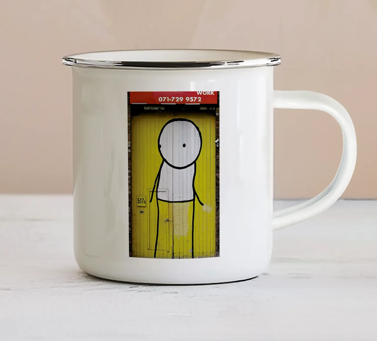 Streetart Gelb 1 tazza in smalto da Sadia