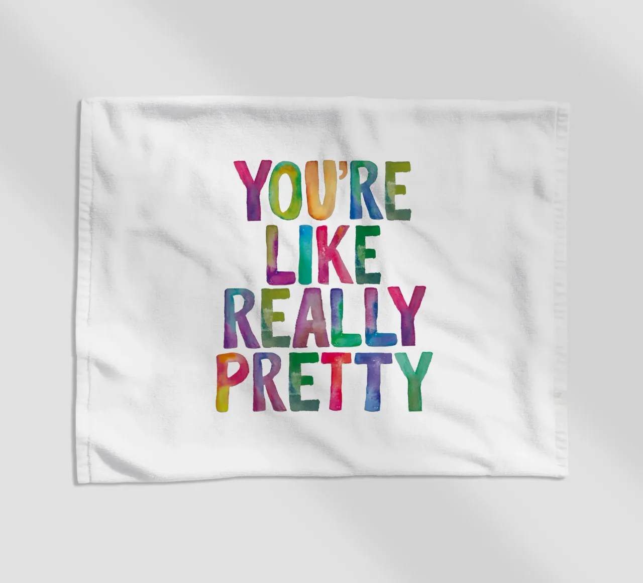 Siete come dei bambini davvero carini: design tipografico arcobaleno telo mare da THE MOTIVATED TYPE