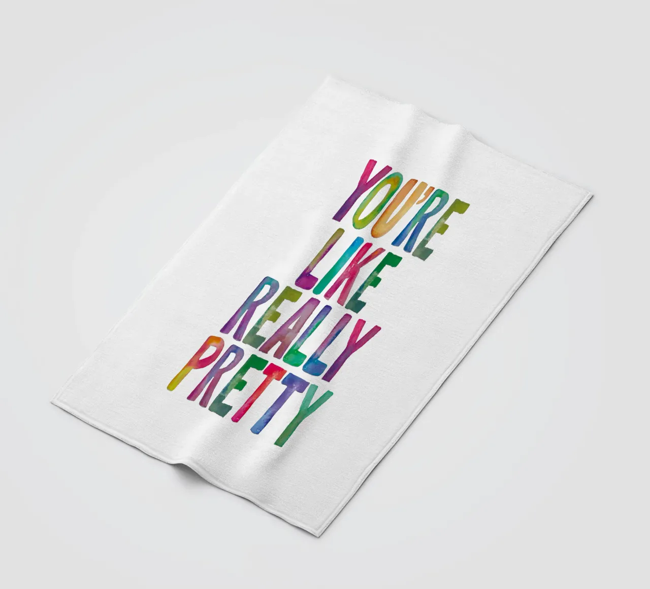 Siete come dei bambini davvero carini: design tipografico arcobaleno coperta in pile da THE MOTIVATED TYPE