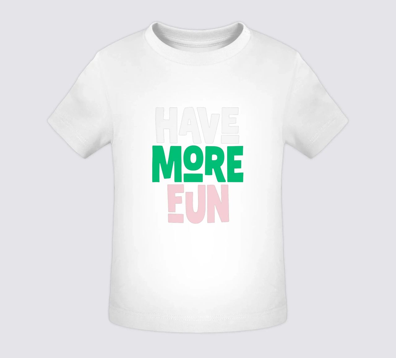 Divertirsi di più Design allegro e giocoso, moderno e colorato maglietta neonato da THE MOTIVATED TYPE