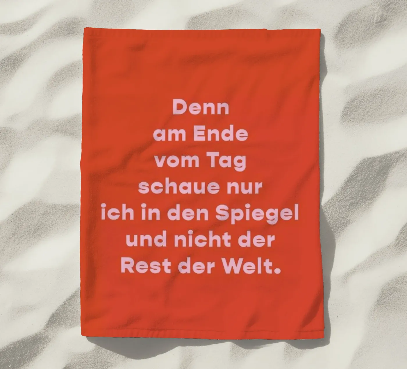 Spieglein, Spieglein Strandtuch von vonkopfbisfuss x JUNIQE