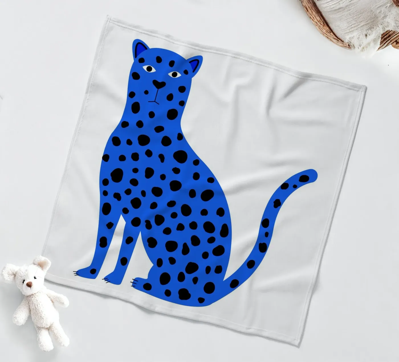 Blue leopard Fleecedecke von edsonramosart