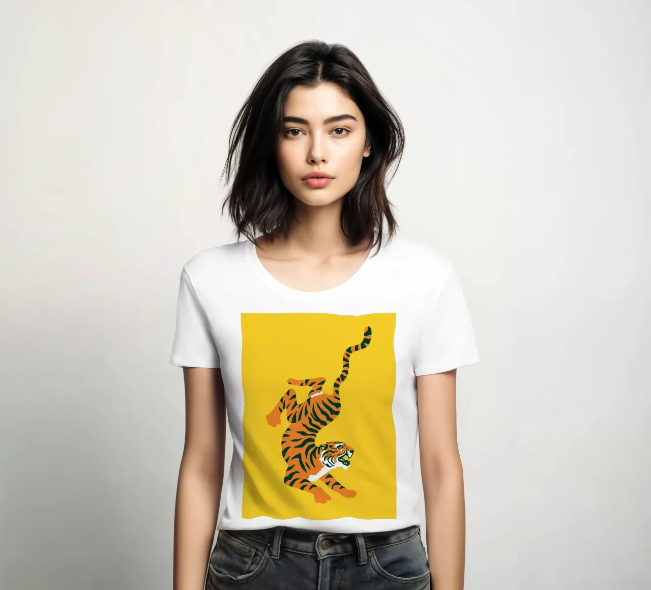 Tiger Frauen T-Shirt von LisaArtes