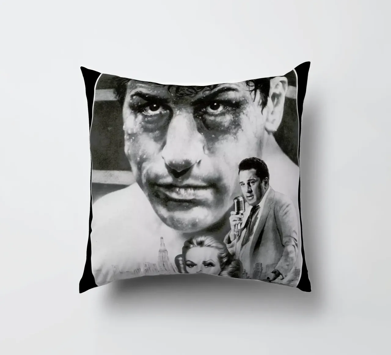 ‘Raging Bull’ Retro Movie Poster cuscino da Gallery Print and Art Limited