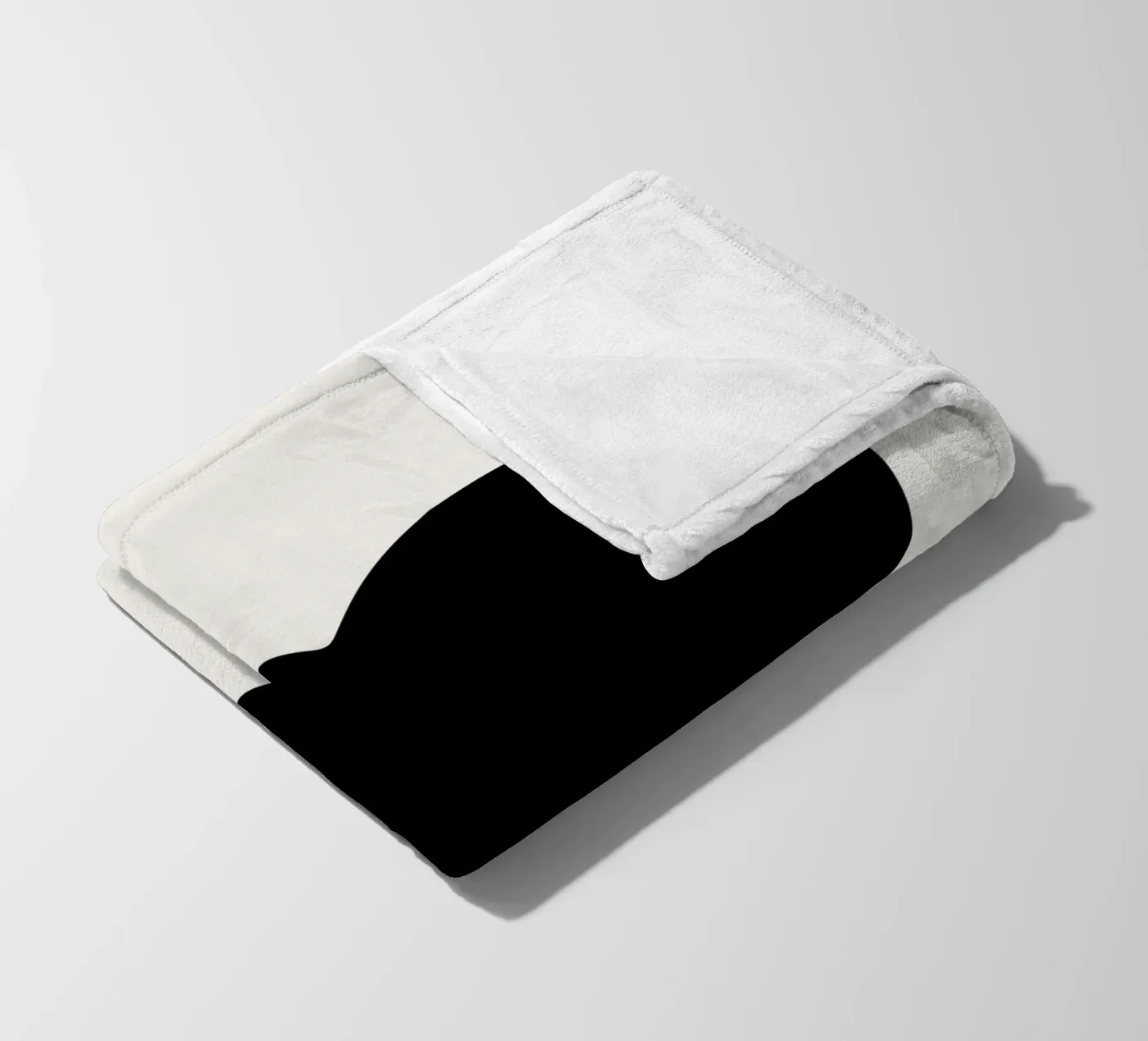 Cuore nero coperta in pile da Rose Beck Art