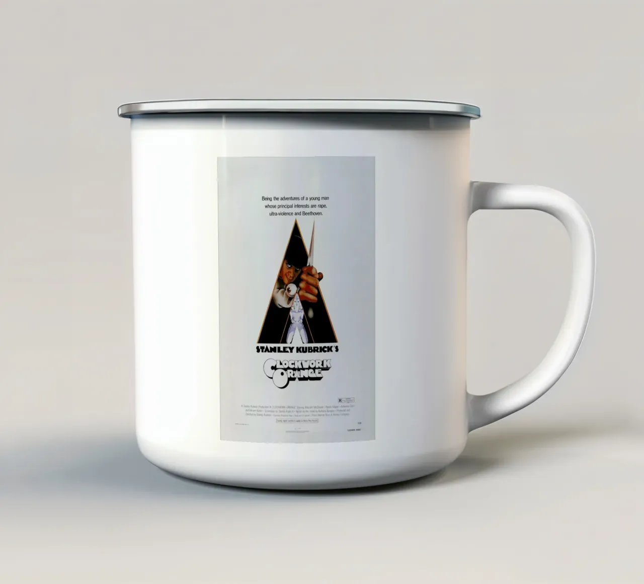 ‘A Clockwork Orange’ Retro Movie Poster tazza in smalto da Gallery Print and Art Limited