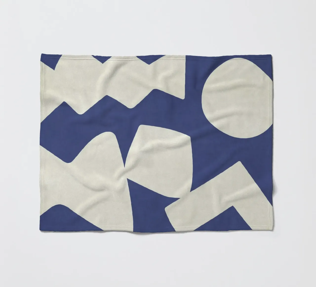 Forme grafiche astratte primitive - Blu navy coperta in pile da MoonlightPrint