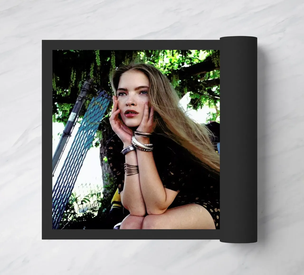 Conundrum deurmat van Aysha Banos