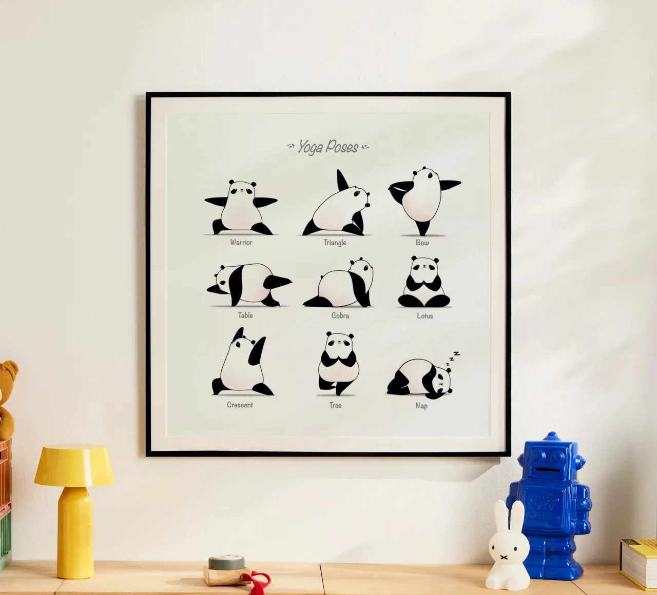 Yoga Panda II poster con telaio in legno da Tobe Fonseca