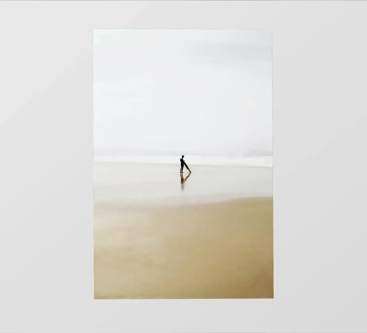 The Lone Surfer pellicola backlit da In Full Color