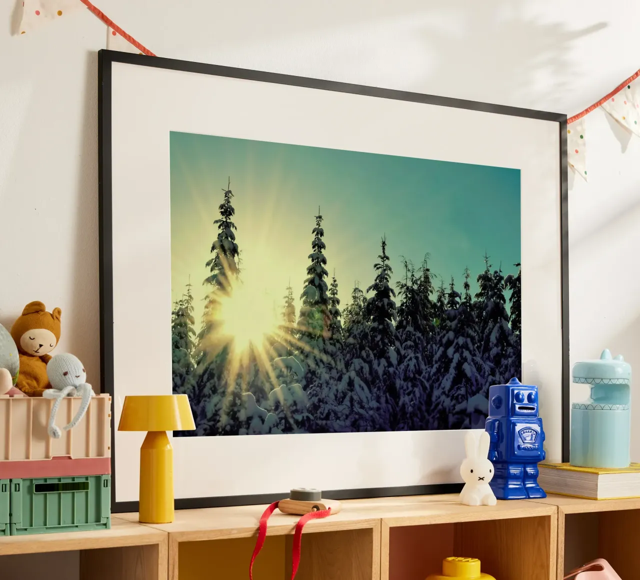 Shine Bright poster con telaio in plastica da Robin Delean