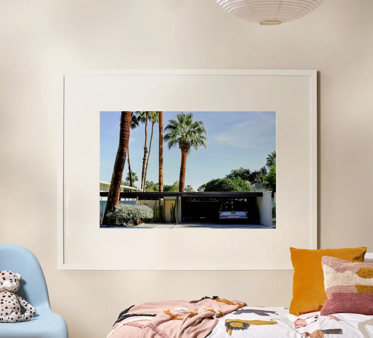 The Palm Springs Dream poster con telaio in legno da In Full Color