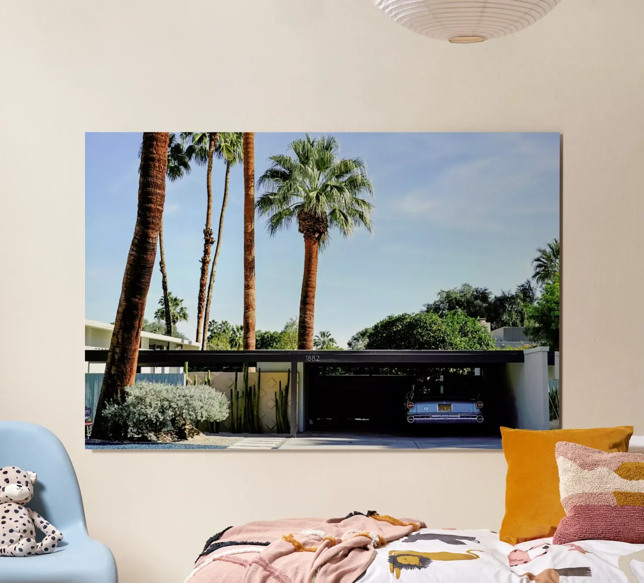 The Palm Springs Dream poster con telaio in legno da In Full Color