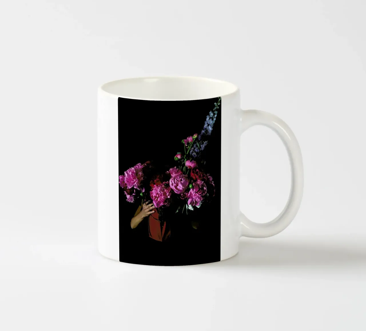 Flowers for Her tazza in ceramica da Studio Nahili